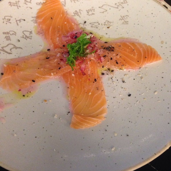 6/22/2014にCarla S.がTiger Restauranteで撮った写真