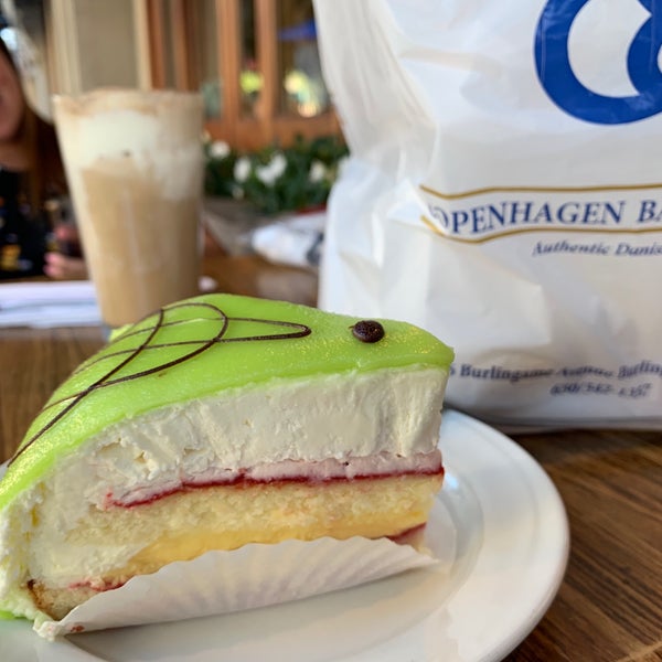 Снимок сделан в Copenhagen Bakery &amp; Café пользователем UltraJbone166 6/23/2019