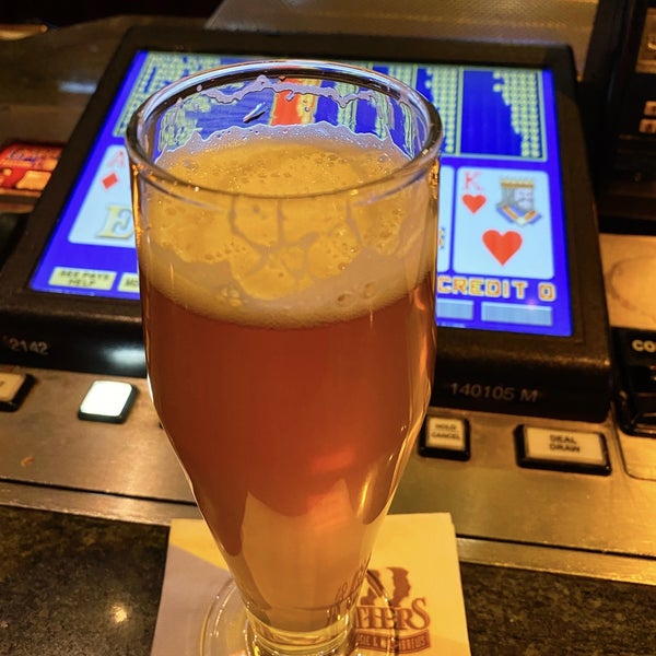 12/27/2019 tarihinde UltraJbone166ziyaretçi tarafından Silver Legacy Resort Casino'de çekilen fotoğraf