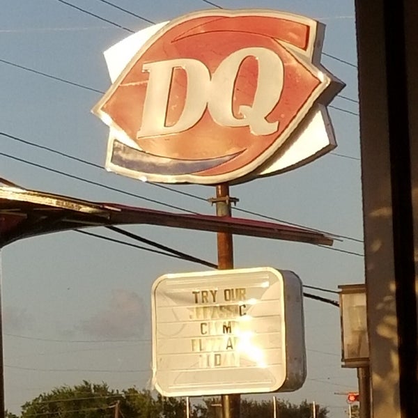 Dairy Queen Ice Cream Parlor