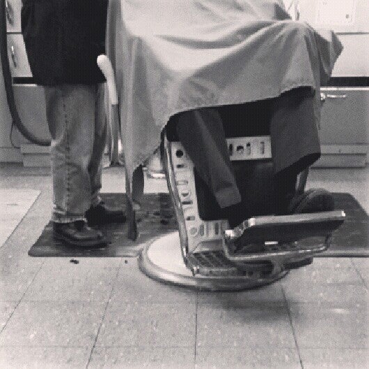 Foto scattata a Joe&#39;s Barbershop Chicago da David H. il 2/14/2013