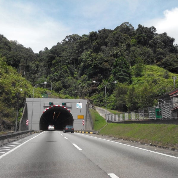 Menora tunnel