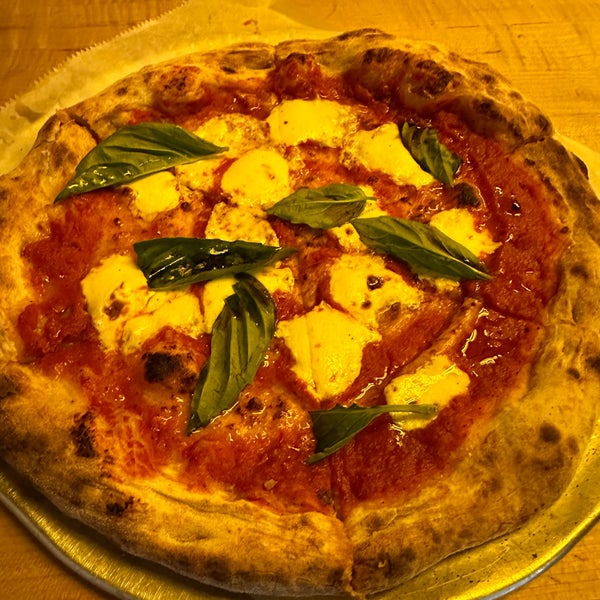 7/3/2023 tarihinde Leon E.ziyaretçi tarafından Harry&#39;s Pizzeria'de çekilen fotoğraf