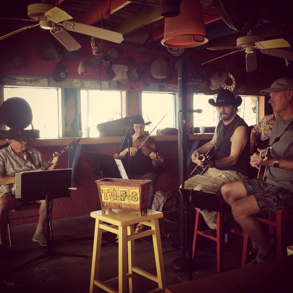 live music in the afternoon! awesome bloody mary's and beautiful harbor view...