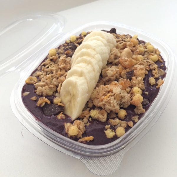 Photo taken at Açaí Frullateria by Ivo M. on 5/14/2015