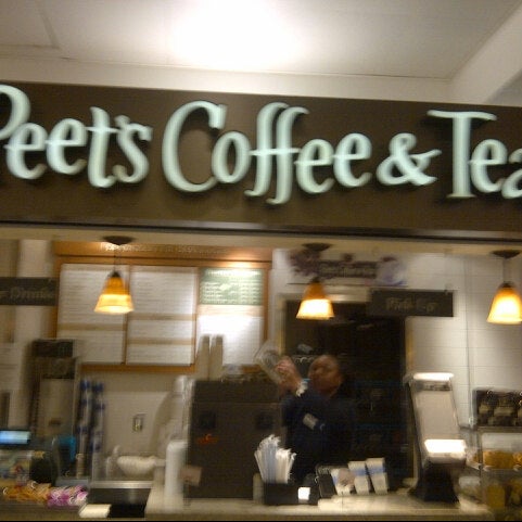 11/2/2013에 Alex님이 Peet&#39;s Coffee &amp; Tea에서 찍은 사진
