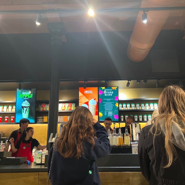 11/4/2022 tarihinde Litsa D.ziyaretçi tarafından Starbucks'de çekilen fotoğraf