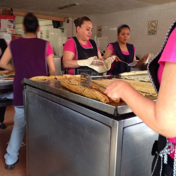 Fotos en Los Machetes "Amparito" Guerrero 305 tips