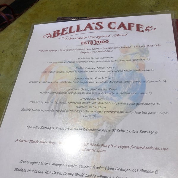 Photo taken at Bella&#39;s Cafe by Maza M. on 11/9/2021