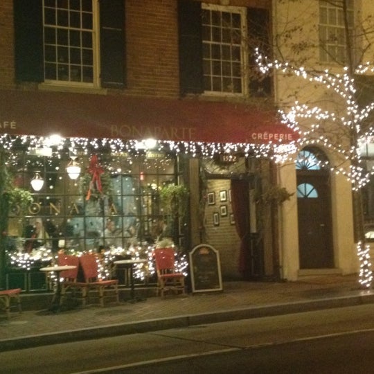 12/12/2012에 Tse님이 Café Bonaparte에서 찍은 사진