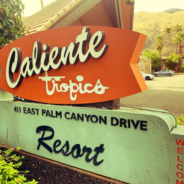 Foto tirada no(a) Caliente Tropics Resort Hotel por Peter D. em 11/29/2019