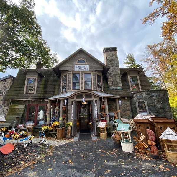 The Candle Shoppe Of The Poconos "The Haunted" 7 tips from 402 visitors