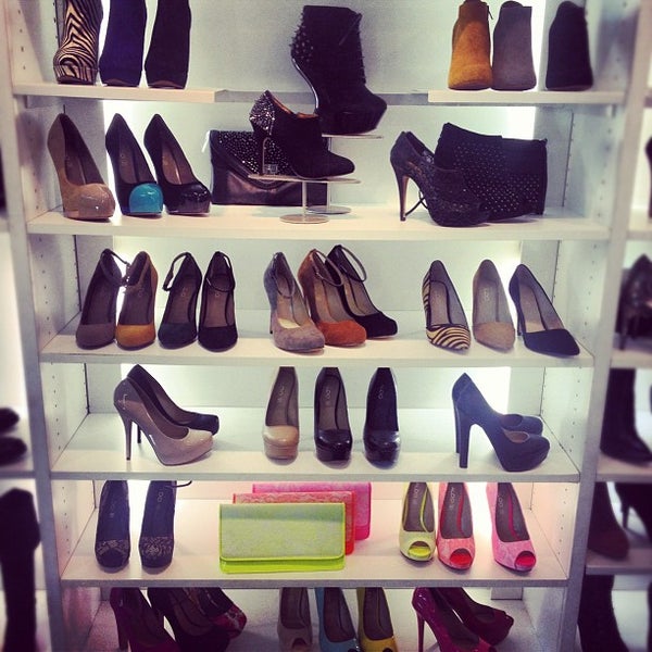 Aldo Shoe Store In Carnide