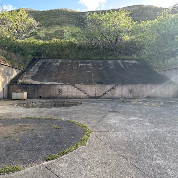 Battery Harlow Military Base in Honolulu