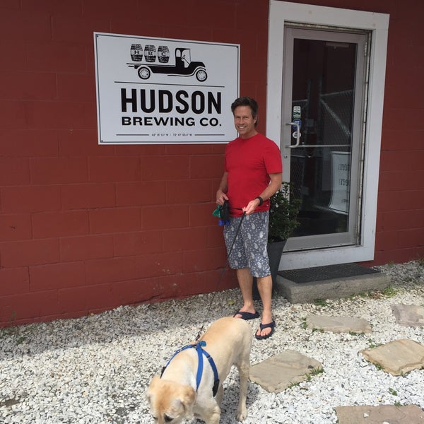 Photo taken at Hudson Brewing Company by Vee B. on 7/2/2016