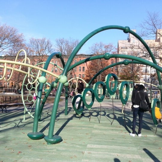 J.J. Byrne Playground Central Slope 24 tips from 2168 visitors