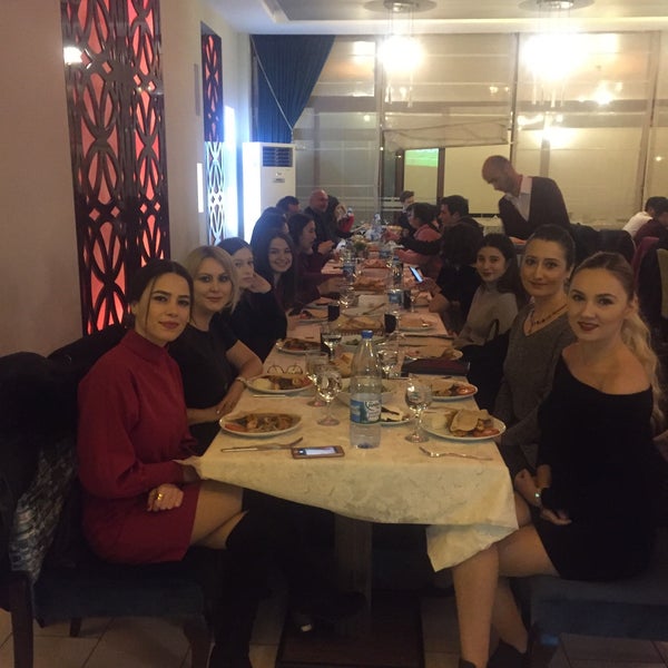 12/23/2017にHacer Ü.がAltınkalp Restaurant Düğün Salonuで撮った写真