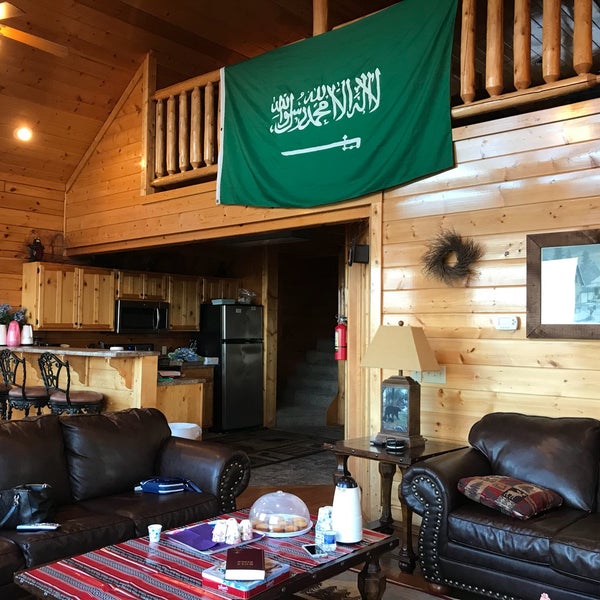Photos At Legacy Mountain Resort Living High Cabin Resort In