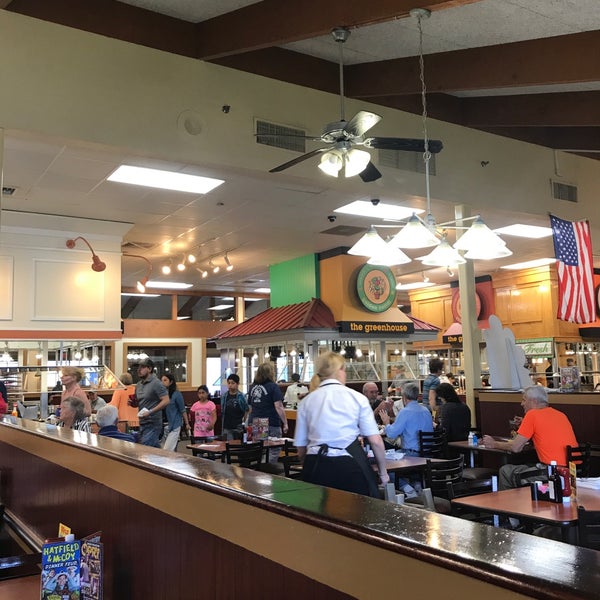 Golden Corral Buffet in Pigeon