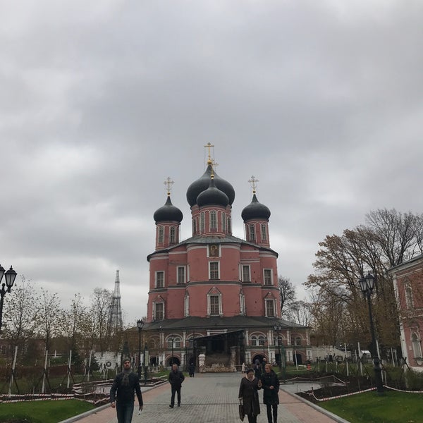 Сквер Донского монастыря