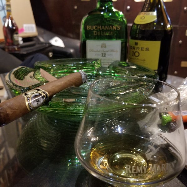 Photo taken at Cigars by Chivas by Kevan K. on 12/21/2018