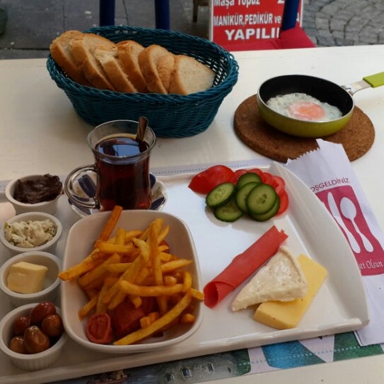 9/25/2014にSelçuk E.がMavi Kahvaltı &amp; Cafeで撮った写真