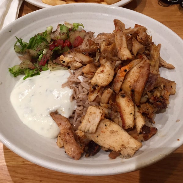 Photo taken at Simsim Outstanding Shawarma by Nl3m on 5/19/2019