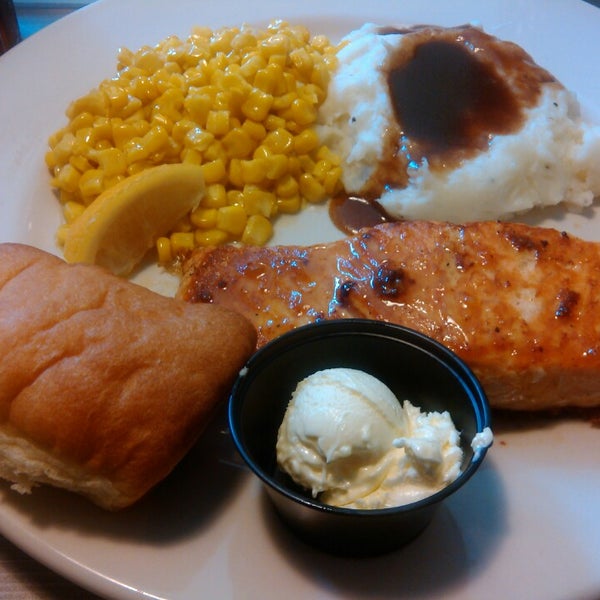 Photo taken at Perkins Restaurant &amp; Bakery by Cedric S. on 7/3/2014