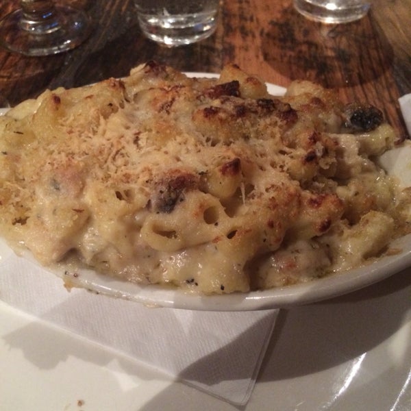 Get anything with truffle oil on it and you will not be disappointed! The Mac n' Cheeses are EPIC!