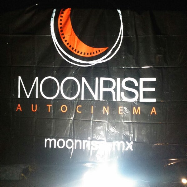 Снимок сделан в Moonrise Autocinema пользователем Muñeco V. 9/4/2014