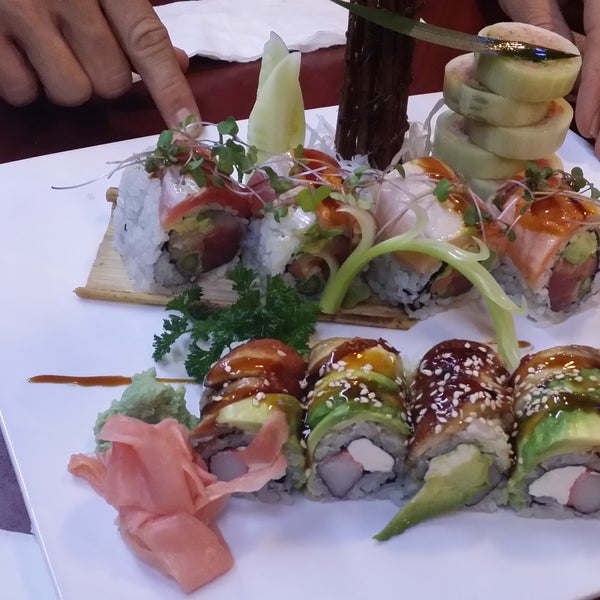 New sushi chef, fantastic presentation AND taste. :D    Sunday nights all signature rolls (except the huge one) are $7.