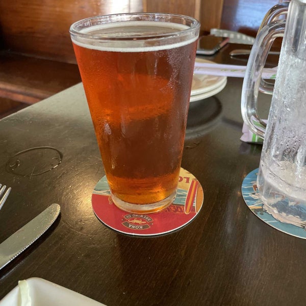 Photo taken at Kona Brewing Co. by Mark H. on 2/18/2022