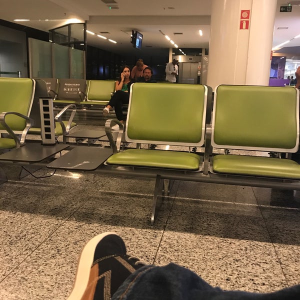 Photo taken at Brasilia Presidente Juscelino Kubitschek International Airport (BSB) by Marcelo C. on 3/6/2018