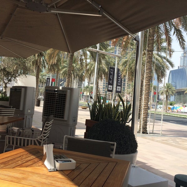 รูปภาพถ่ายที่ The Pavilion Downtown Dubai โดย Maha I. เมื่อ 5/4/2016