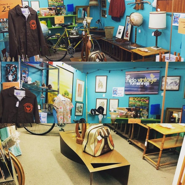 Photo taken at Nido Vintage Furnishings by Charity R. on 9/15/2015