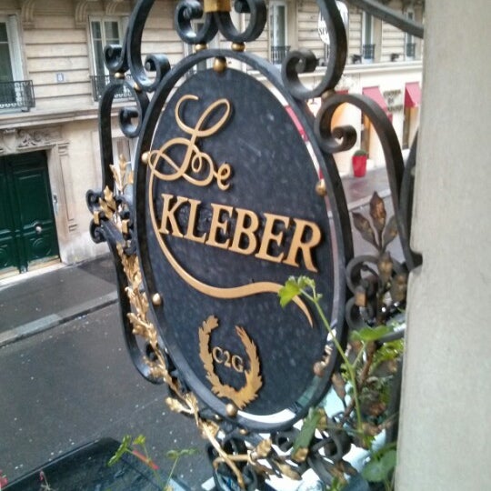 Das Foto wurde bei Hôtel Kléber von Colin G. am 2/9/2013 aufgenommen