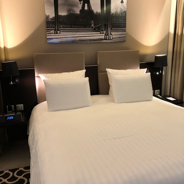 9/16/2018にAileen V.がAC Hotel by Marriott Paris Porte Maillotで撮った写真