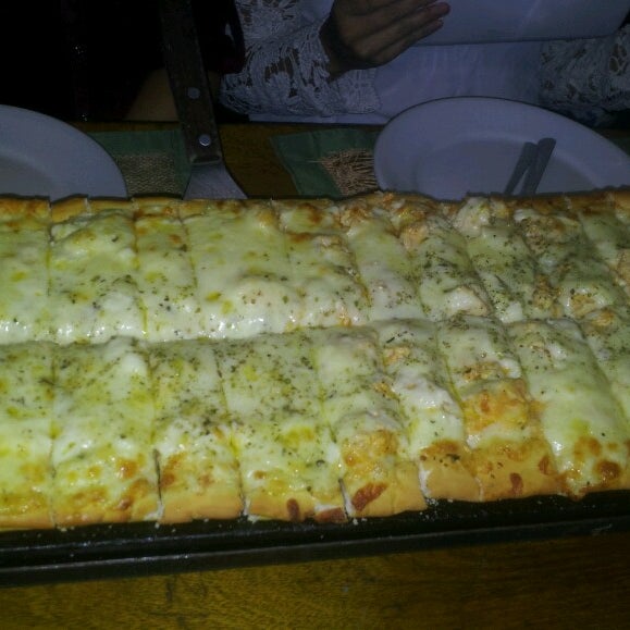Photo taken at La Pizza Mia by Dóris T. on 4/27/2014