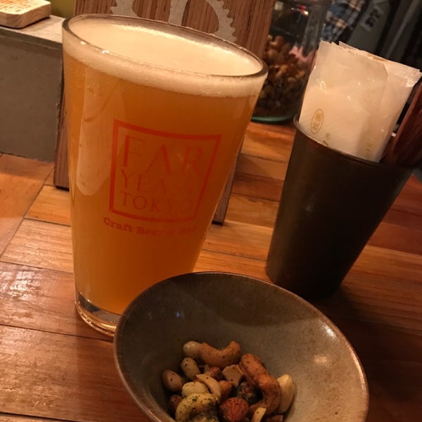 Foto diambil di Far Yeast Tokyo Craft Beer &amp; Bao oleh Hiromi Y. pada 3/28/2019