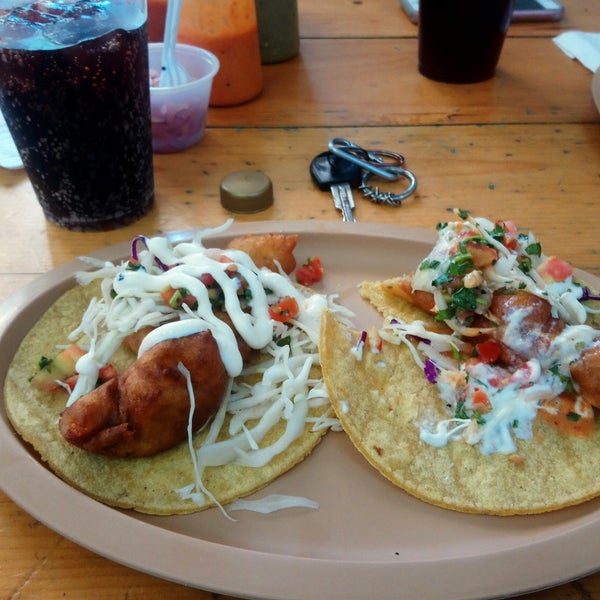 Photo prise au Baja Taco Shop par Nano R. le4/21/2018