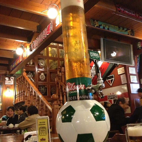 Estadio Fútbol Club Sports Bar