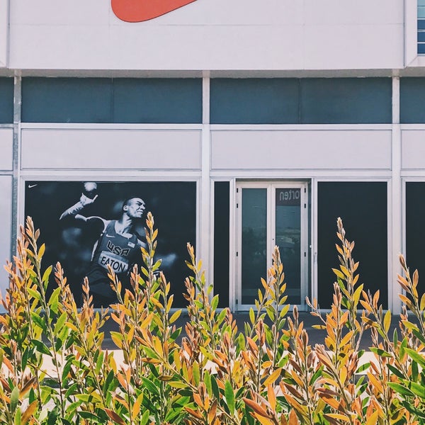 Nike Factory Store - Retail