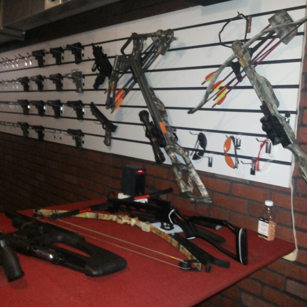 Тир в туле. Стрелковый клуб динамо тула. Тир в туле. Стрелковый тир динамо уфа. Современное тульское оружие.