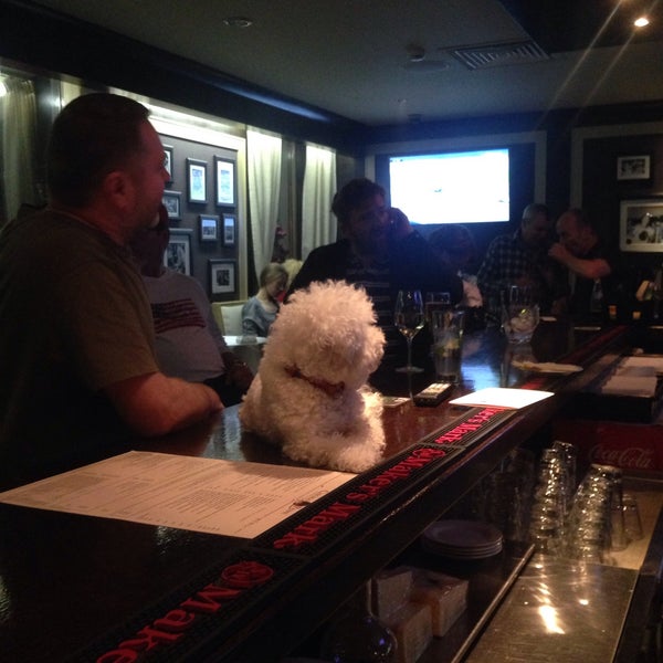 9/5/2015에 Roman Z.님이 Chicago Grill &amp; Bar에서 찍은 사진