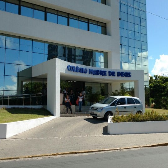 Colégio Madre de Deus (Agora fechado) - Escola em Recife