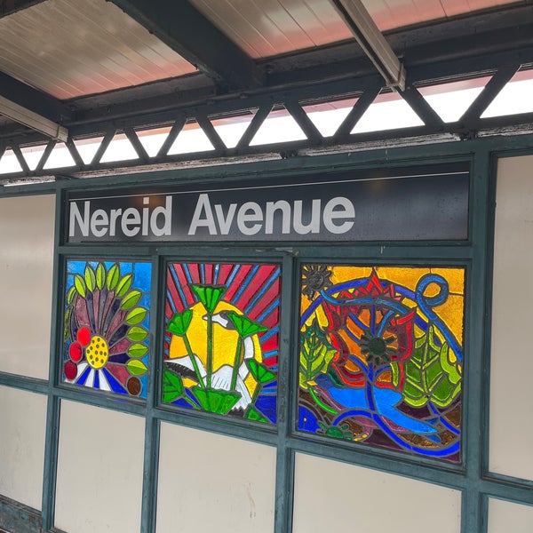 Photos at MTA Subway Nereid Ave (2/5) Metro Station in Bronx