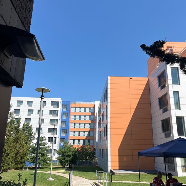 Stony Brook University 100 Nicolls Rd