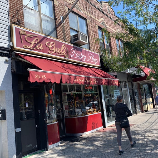 9/28/2019 tarihinde Mark H.ziyaretçi tarafından LaGuli Pastry Shop'de çekilen fotoğraf