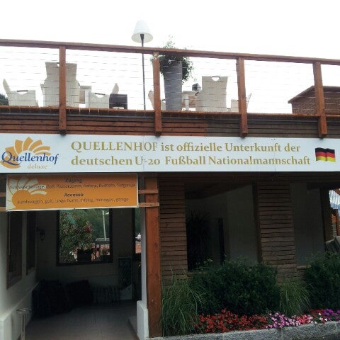 7/9/2014 tarihinde Diane M.ziyaretçi tarafından Sport &amp; Wellness Resort Quellenhof'de çekilen fotoğraf