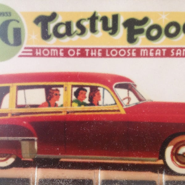 Foto tomada en B&amp;G Tasty Foods  por Joe C. el 4/13/2013